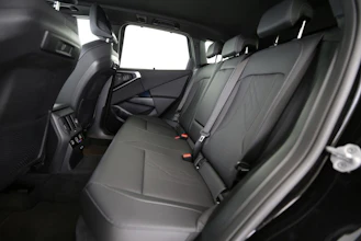 https://vehicle.imgix.net/4320537/5c7d8300-b2f8-44dd-a6b1-7aec74a0c925.jpg