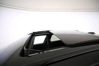 https://vehicle.imgix.net/4320561/38e23fbd-fd80-4b90-8d9e-a0d280434cef.jpg