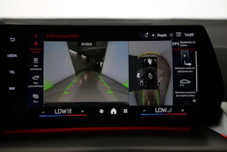 https://vehicle.imgix.net/4320561/48a51591-c3ea-4c3f-8916-86b436018415.jpg