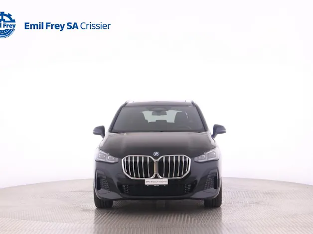 BMW 230e xDrive paddles Active Tourer