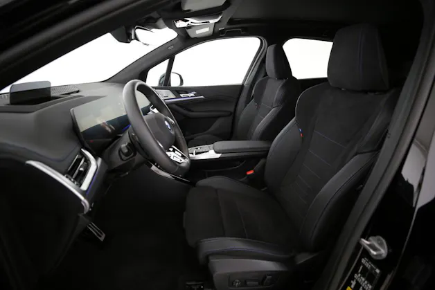 BMW 230e xDrive paddles Active Tourer