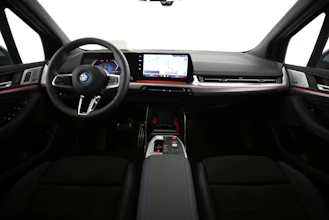 https://vehicle.imgix.net/4320561/c4c5f53c-e574-4bca-96e0-7dea32808428.jpg