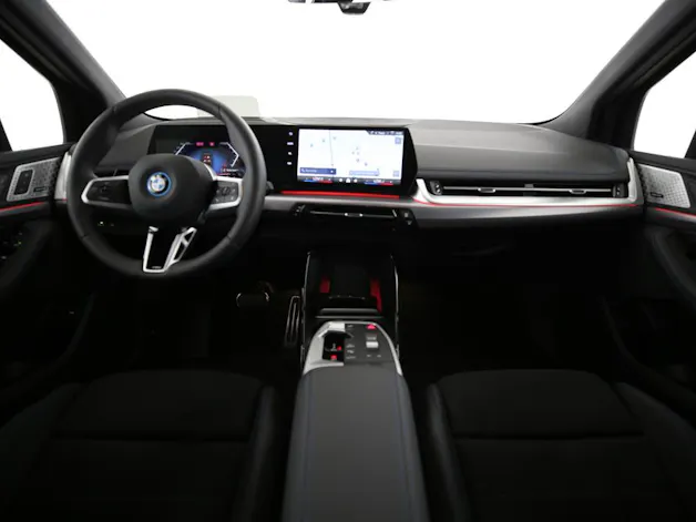 BMW 230e xDrive paddles Active Tourer