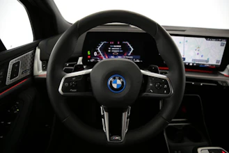 https://vehicle.imgix.net/4320561/dca3f89d-041f-403e-bbfe-98dffcb1411b.jpg