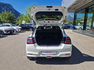 Suzuki Swift 1.2 Sakura Hybrid 4x4
