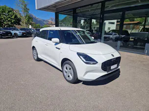 Suzuki Swift 1.2 Sakura Hybrid 4x4