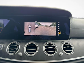 image du véhicule MERCEDES-BENZ E 220 d AMG Line 4matic Kombi