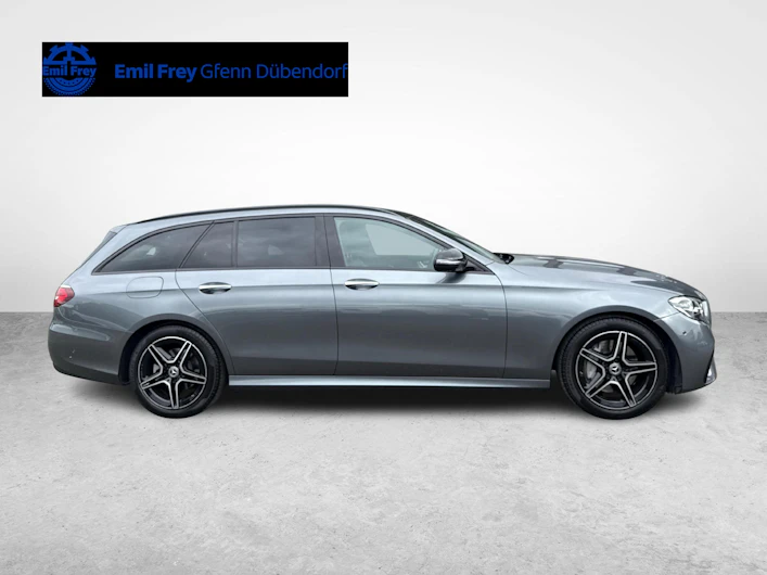 image du véhicule MERCEDES-BENZ E 220