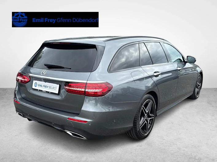 image du véhicule MERCEDES-BENZ E 220