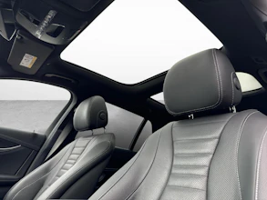 https://vehicle.imgix.net/4320573/aa254a26-91a6-4242-98a8-7d293e85797b.jpg