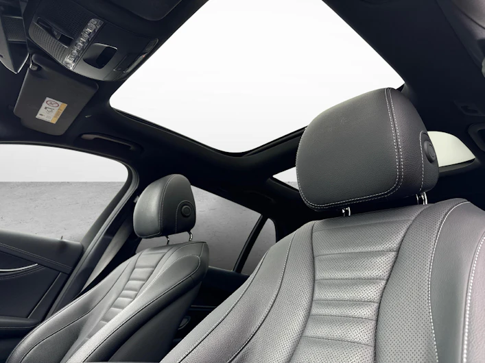 image du véhicule MERCEDES-BENZ E 220