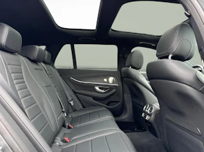 image du véhicule MERCEDES-BENZ E 220 d AMG Line 4matic Kombi