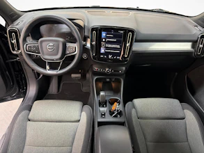 https://vehicle.imgix.net/4320582/694105d2-3464-4fab-897b-e911537509e4.jpg