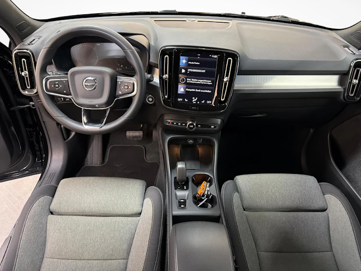 Fahrzeugbild VOLVO XC40