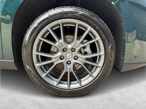 https://vehicle.imgix.net/4320590/f163e203-647a-4306-8b9e-3594a4c5f048.jpg