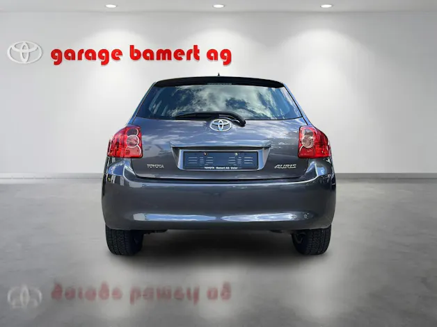 Toyota Auris 1.6 VVT-i Linea Sol