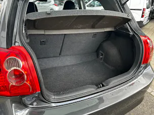Toyota Auris 1.6 VVT-i Linea Sol