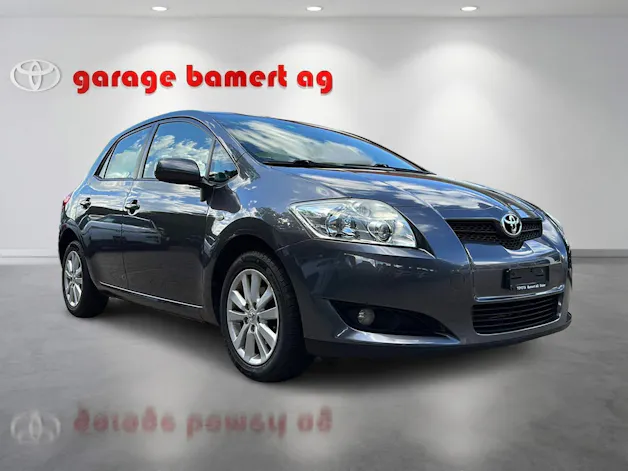 Toyota Auris 1.6 VVT-i Linea Sol