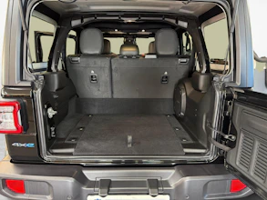https://vehicle.imgix.net/4320636/58655434-4593-4dbc-be48-0e696f70bd38.jpg
