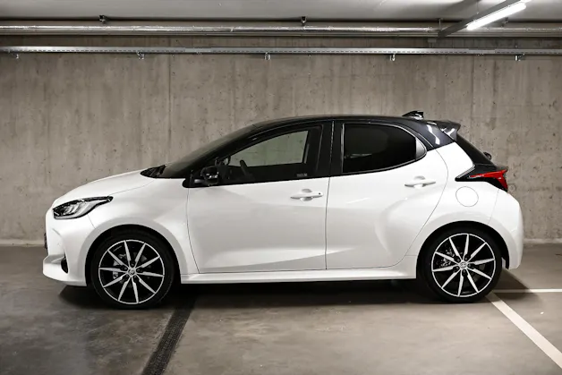 Toyota Yaris 1.5 VVT-i HSD GR Sport