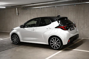 Fahrzeugbild TOYOTA Yaris 1.5 VVT-i HSD GR Sport