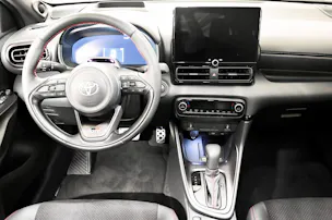 Toyota Yaris 1.5 VVT-i HSD GR Sport