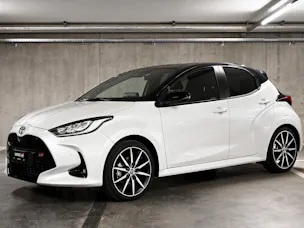 Toyota Yaris 1.5 VVT-i HSD GR Sport
