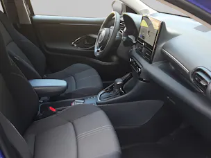Toyota Yaris 1.5 VVT-i HSD Trend