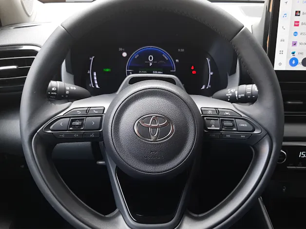 Toyota Yaris 1.5 VVT-i HSD Trend
