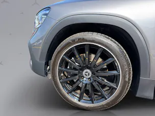 MERCEDES-BENZ GLB 250 AMG Line 4matic