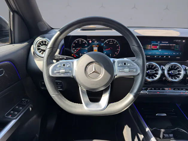 MERCEDES-BENZ GLB 250 AMG Line 4matic