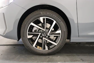 https://vehicle.imgix.net/4320727/717207a5-a52b-4fb5-b10f-0d57c5367b3e.JPG