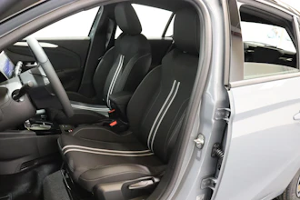 https://vehicle.imgix.net/4320731/982f88c9-260a-47e8-9f74-4bd0cc349e08.JPG