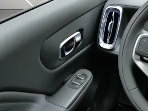Leapmotor B10 1.5 Hybrid EV