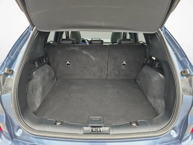 Ford Kuga 2.5 Plug-in Hybrid ST-Line X / ab 3,99% Leasing bei Abschluss einer Protect Autoversicherung