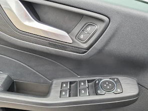 Fahrzeugbild FORD Kuga 2.5 Plug-in Hybrid ST-Line X / ab 3,99% Leasing bei Abschluss einer Protect Autoversicherung