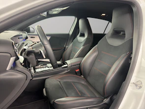 Fahrzeugbild MERCEDES-BENZ A 250 e AMG Line