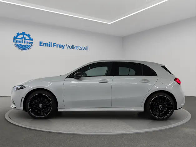 Mercedes-Benz A 250 e AMG Line