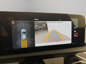 https://vehicle.imgix.net/4320785/a2b5dd67-5ed2-41da-8190-e7c51fe4c596.jpg