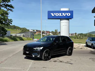 Volvo XC60 2.0 B5 MH Black Edition AWD