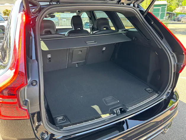 Volvo XC60 2.0 B5 MH Black Edition AWD