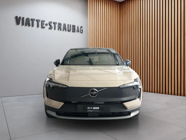 Volvo EX30 CC E60 Twin Performance AWD
