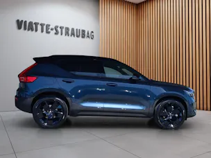 Volvo XC40 2.0 B4 MH Black Edition