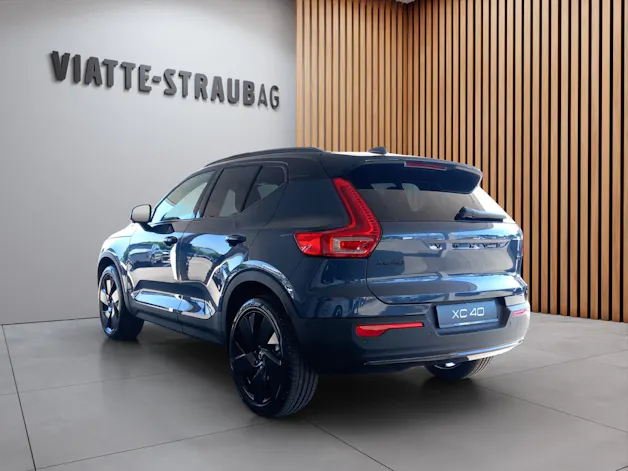 Volvo XC40 2.0 B4 MH Black Edition