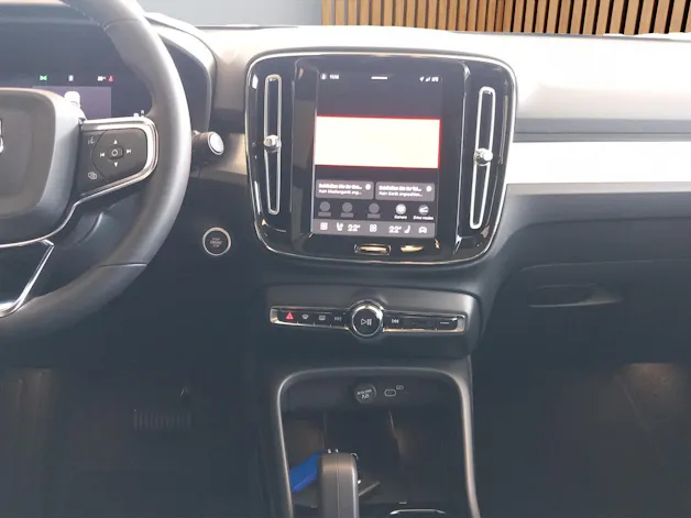 Volvo XC40 2.0 B4 MH Black Edition