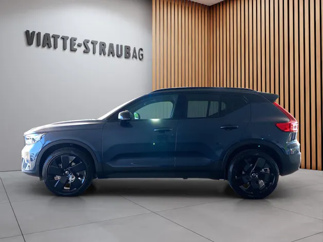 Volvo XC40 2.0 B4 MH Black Edition