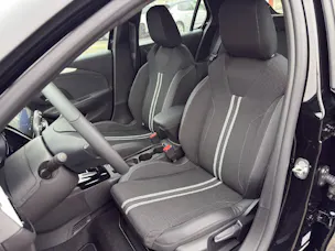 Opel Corsa 1.2 T Hybrid VIVA