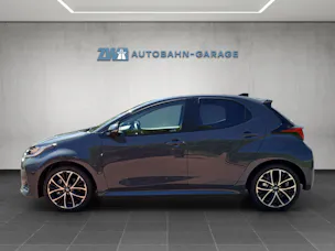 Toyota Yaris 1.5 VVT-i HSD Trend