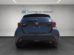 Toyota Yaris 1.5 VVT-i HSD Trend
