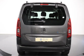 https://vehicle.imgix.net/4321011/c7bed26c-a851-466f-9d2f-ab2fef7e05a2.JPG